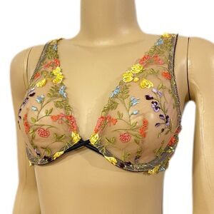 Victoria’s Secret Dream Angels Unlined Plunge Floral Embroidered Sheer bra 36A